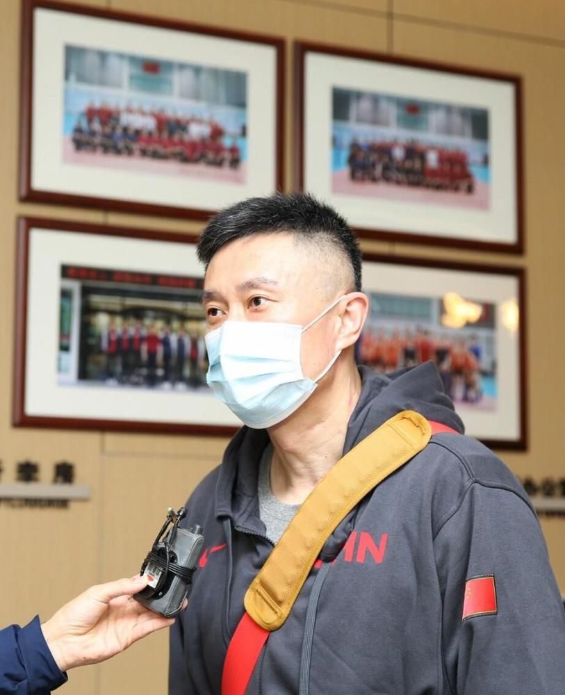 安东尼的身价也从7500万欧降至3500万欧。